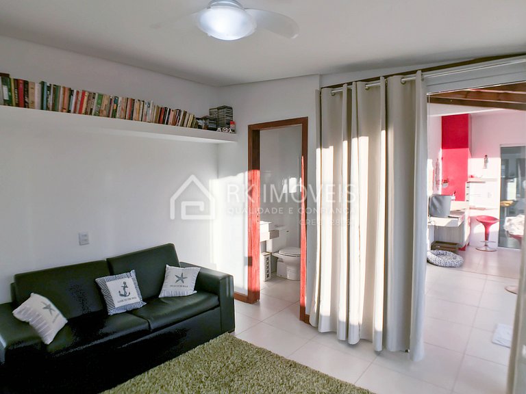 Excellent house with hydro for up to 10 people