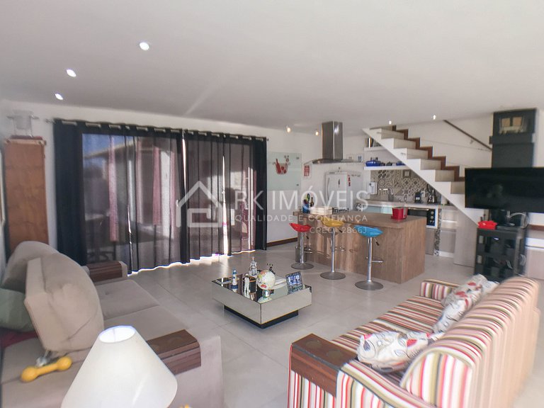 Excellent house with hydro for up to 10 people