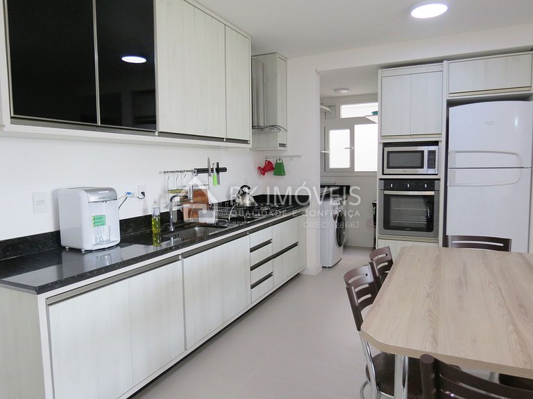 Prime area 200m from the sea - JJ03F