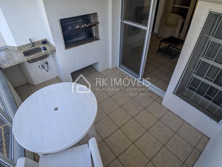 Excellent fit for 8 people - HB57F