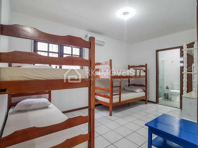 Casa Golfinhos 100m mar nos Ingleses