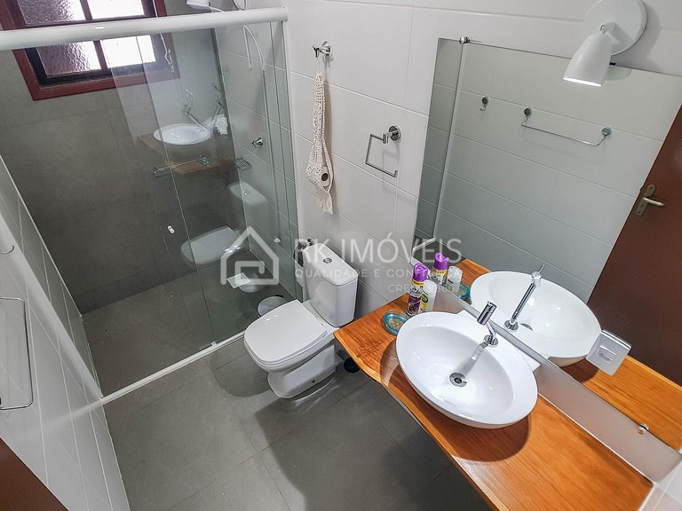 Casa Golfinhos 100m mar nos Ingleses