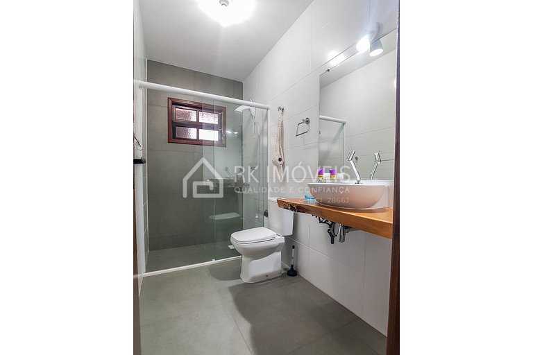 Casa Golfinhos 100m mar nos Ingleses