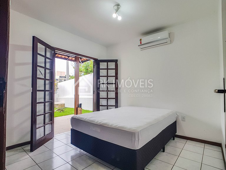 Casa Golfinhos 100m mar nos Ingleses