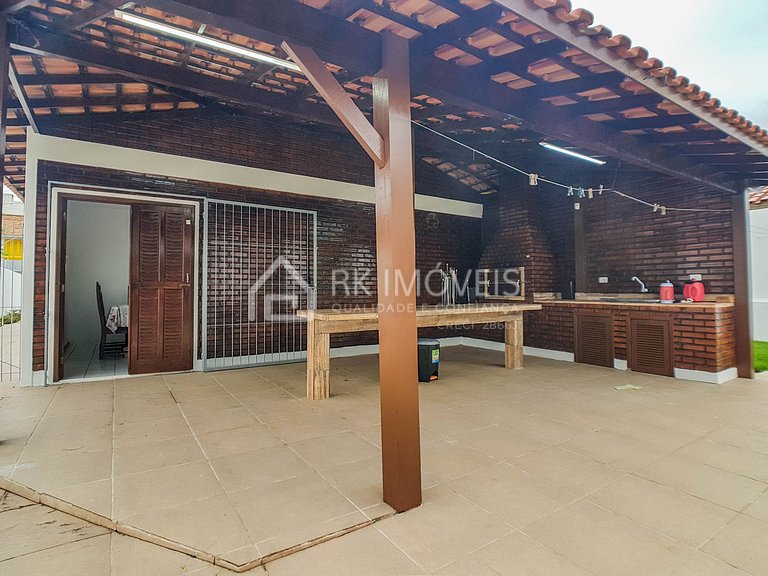 Casa Golfinhos 100m mar nos Ingleses