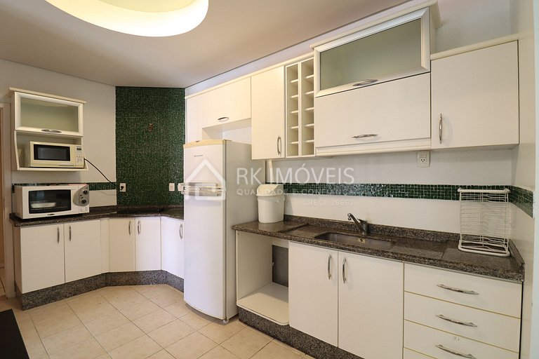 Apartment with bathtub for a relaxing bath - HB67F