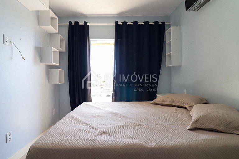 Apartamento dois dormitórios 50m do mar - XW02H