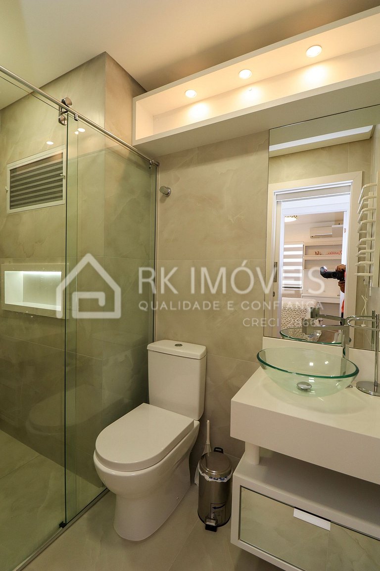 Excelente apartamento en condominio frente al mar - BX01I