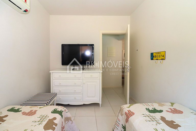 Excellent 02 Bedrooms CE01I