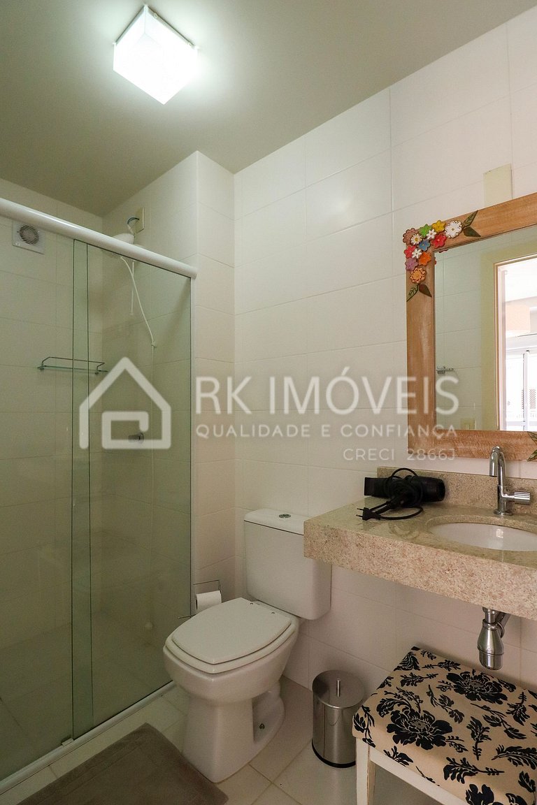 Excellent 02 Bedrooms CE01I