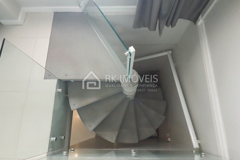 Excelente ático de 4 habitaciones - DC02J