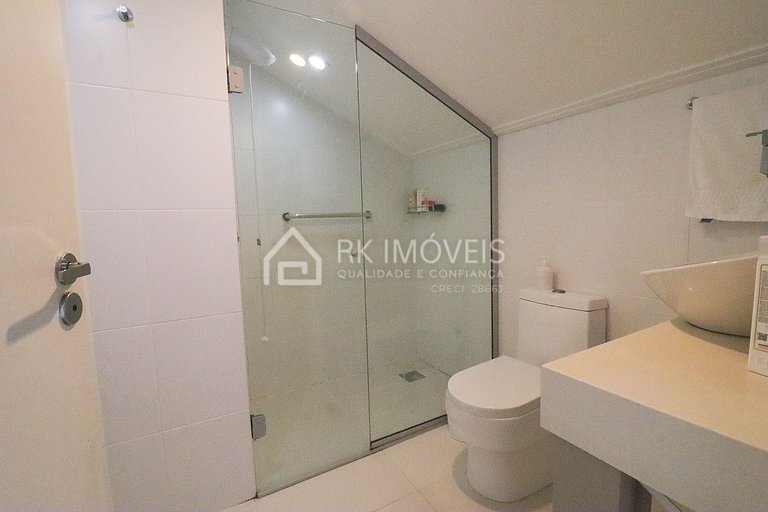 Excelente ático de 4 habitaciones - DC02J