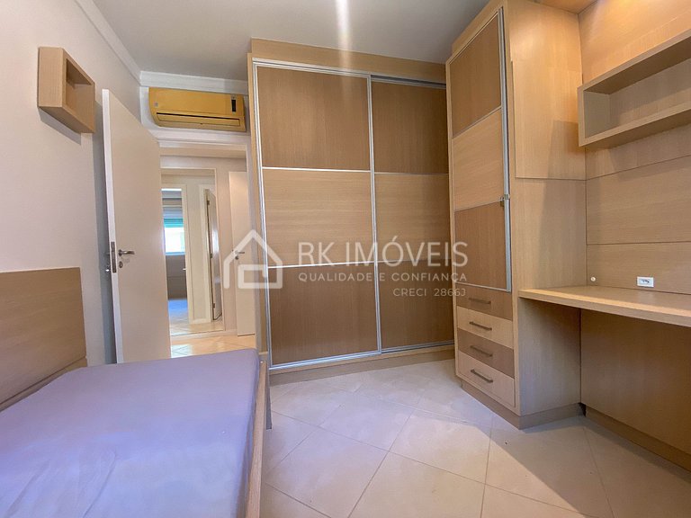 Excelente 03 dormitórios a 300m do mar