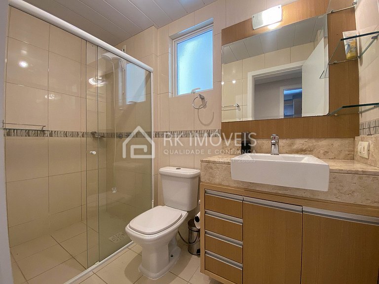 Excelente 03 dormitórios a 300m do mar