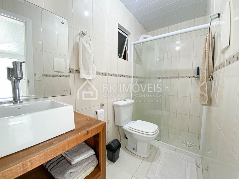 Lindíssima cobertura 4 dorm. com jacuzzi a 1 quadra do mar