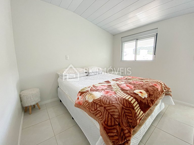 Hermoso ático 4 dormitorios con jacuzzi, una cuadra del mar.