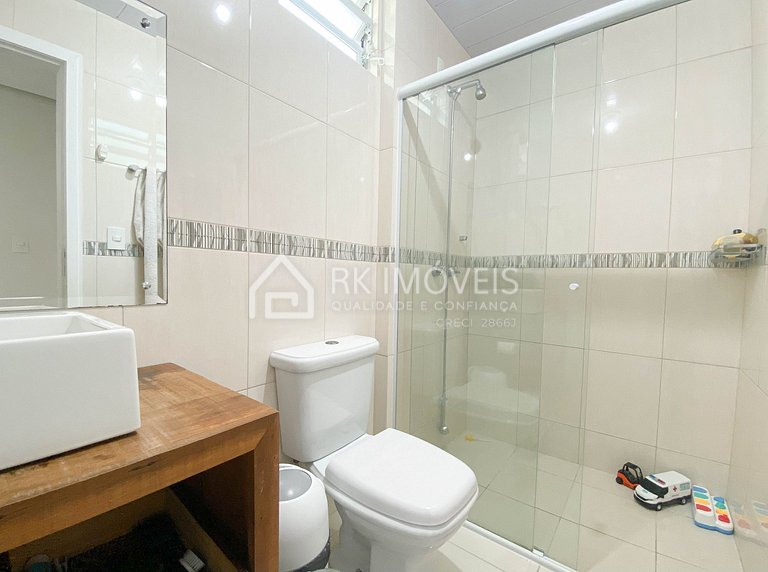 Lindíssima cobertura 4 dorm. com jacuzzi a 1 quadra do mar