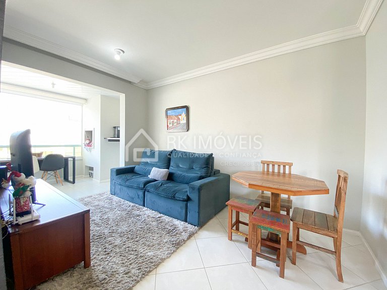 Beautiful 4-bedroom penthouse with jacuzzi 300m from the sea