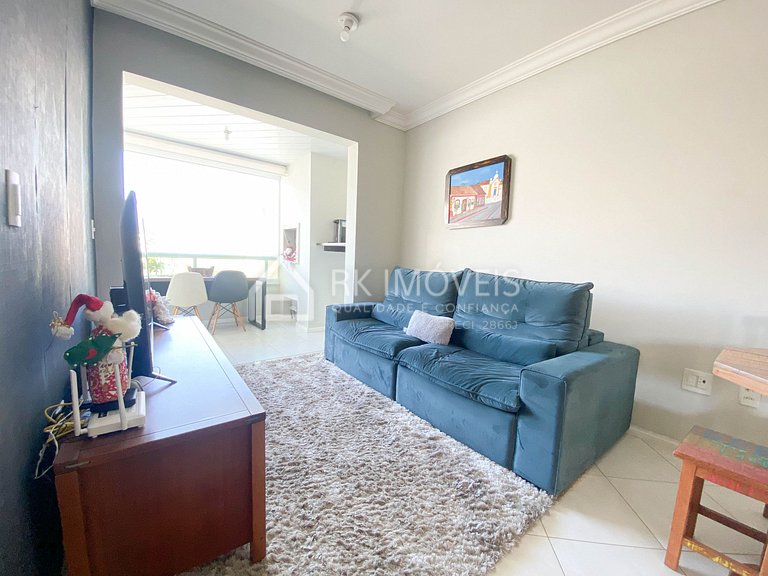 Beautiful 4-bedroom penthouse with jacuzzi 300m from the sea